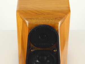 Diapason Karis Standmount Speakers - Walnut - Image 6
