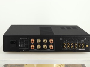 Unison Research Unico Integrated Amplifier - Silver - Image 4