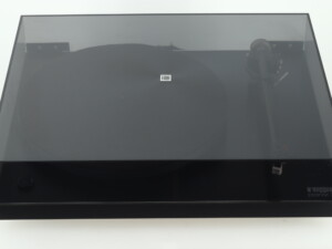 Rega Planar 3 Turntable / Carbon Cartridge - Image 7