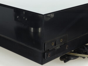 Rega Planar 3 Turntable / Carbon Cartridge - Image 10