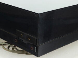 Rega Planar 3 Turntable / Carbon Cartridge - Image 11