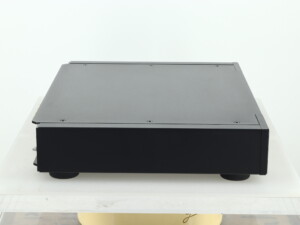 Rega Elex-R Integrated Amplifier - Image 5
