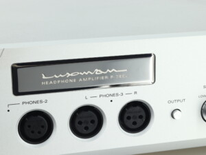 Luxman P750u Headphone Amplifier - Silver - Image 12