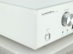 Luxman C-700U Control Amplifier - Silver - Image 7