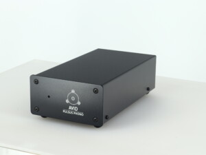 Avid Pulsus Phonostage & Power Supply - Black - Image 7