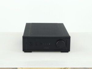 Rega io Integrated Amplifier