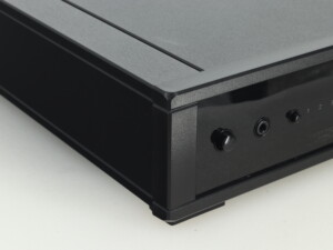 Rega io Integrated Amplifier - Image 9