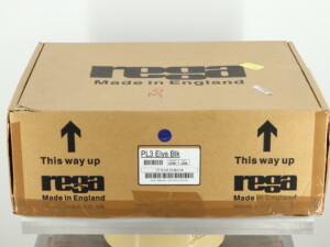 Rega Planar 3 Turntable - Black / Elys 2 Cartridge - Image 13