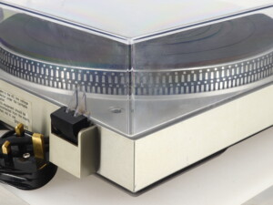 Technics SL-3200 Direct Drive Turntable - Image 11