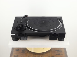 Technics SL-1500C Turntable - Black - Image 4