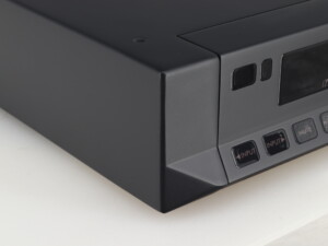Cyrus i7 XR Integrated Amplifier - Black - Image 9