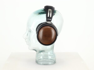 FiiO FT1 Headphones (Walnut, Closed back) - Image 3