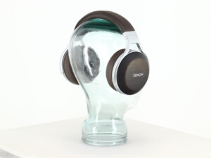 Denon AH-D5200 Headphones - Image 9