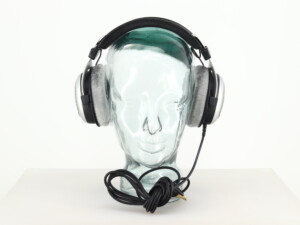 Beyerdynamic DT 880 Edition Headphones