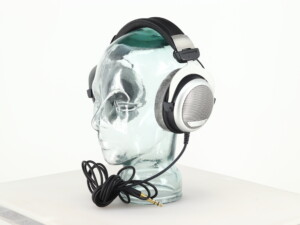 Beyerdynamic DT 880 Edition Headphones - Image 7