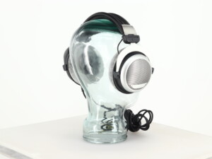 Beyerdynamic DT 880 Edition Headphones - Image 9