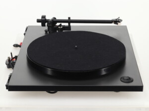 NAD C556 Turntable - Grey - Image 5