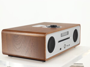 Ruark R4i Integrated Music System - Rich Walnut - Image 9