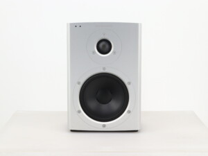 Dynaudio XEO 2 Active Standmount Speakers Inc. Hub - White - Image 8