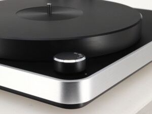 Clearaudio Concept MC Turntable - Silver / Black - Image 9