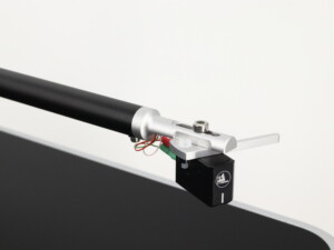 Clearaudio Concept MC Turntable - Silver / Black - Image 10