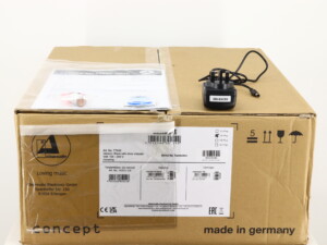 Clearaudio Concept MC Turntable - Silver / Black - Image 13