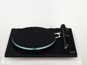 Rega Planar 3 Turntable - Black / Exact Cartridge