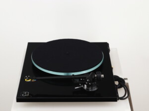 Rega Planar 3 Turntable - Black / Exact Cartridge - Image 3