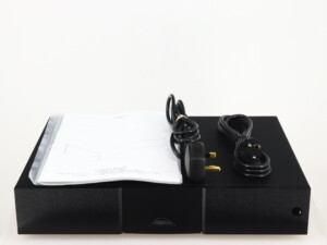 Naim SuperCap DR Power Supply (2021) - Image 12