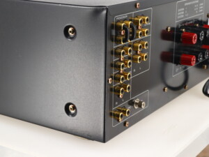 Marantz PM7200 Integrated Amplifier - Black - Image 7