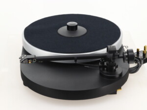 Pro-Ject RPM 4 Turntable - Image 3
