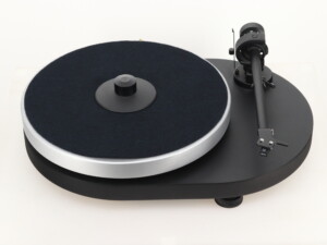 Pro-Ject RPM 4 Turntable - Image 6
