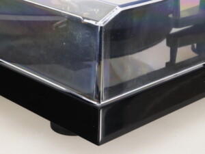 Pro-Ject Debut III SE Turntable - Black - Image 9