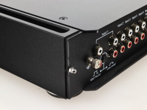 Rega Elicit-R Integrated Amplifier - Image 9