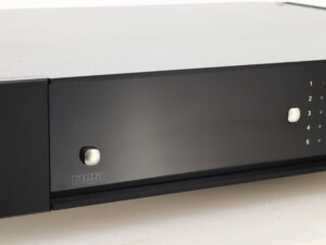 Rega Elicit-R Integrated Amplifier - Image 11