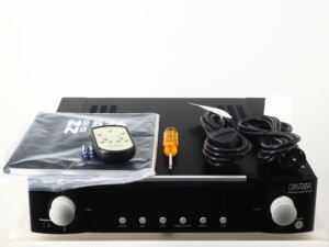 Mark Levinson No. 523 Pre Amplifier - Image 12