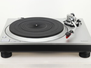 Technics SL-1500C Turntable
