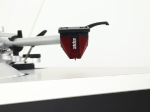 Technics SL-1500C Turntable - Image 12