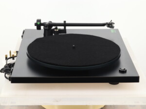 Rega Planar 2 Turntable / Linn K-5 Cartridge - Image 5