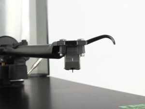 Rega Planar 2 Turntable / Linn K-5 Cartridge - Image 12