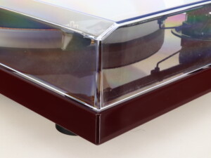 Pro-Ject 1 Xpression Carbon X Turntable - Bordeaux - Image 9
