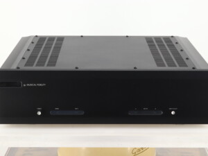Musical Fidelity M6PRX Power Amplifier - Black - Image 2