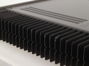 Sony TA-N86B Power Amplifier - Silver - Image 9