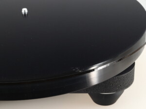 Rega Planar 8 Turntable / Hana MH Cartridge - Black - Image 9