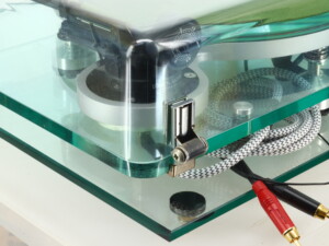 Michell Syncro Turntable / Linn Akito Tonearm - Image 10
