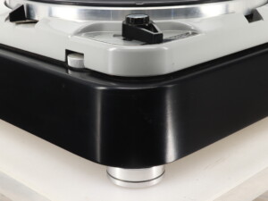 Thorens TD-124 MkII Turntable / SME M2-9R Tonearm - Image 7