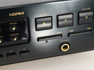 Marantz CD 63SE CD Player - Image 12