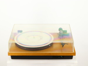 The Oak Turntable - Image 6