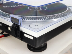 Audio Technica AT-LP120-USB Turntable - Silver - Image 11