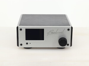 Benchmark LA4 Pre Amplifier - Silver